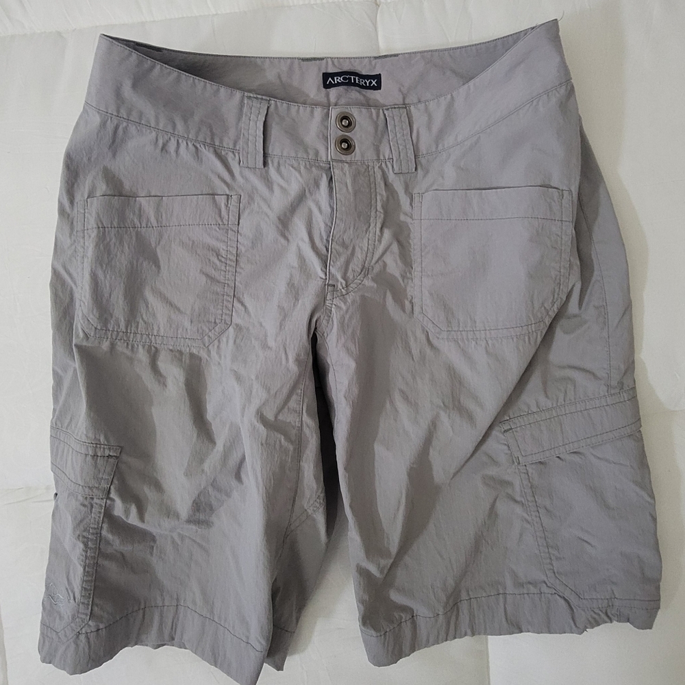 Arc’teryx Cargo Shorts Gray 6